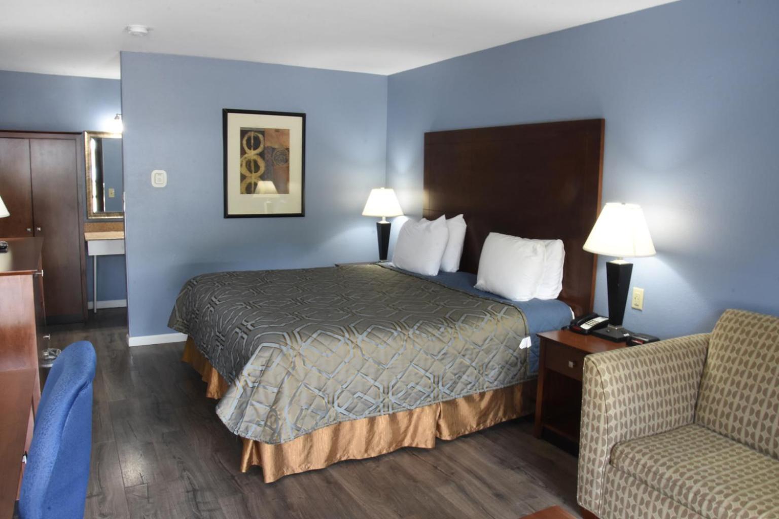 Timber Motel Clinton Экстерьер фото